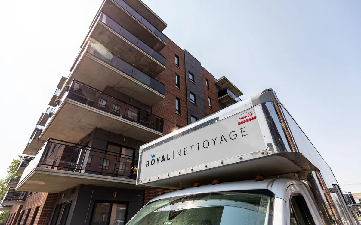Immeuble à condo et copropriété